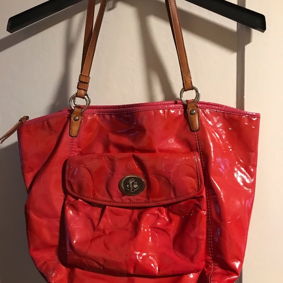 Red Designer Tote Bag - Picture 1 of 11